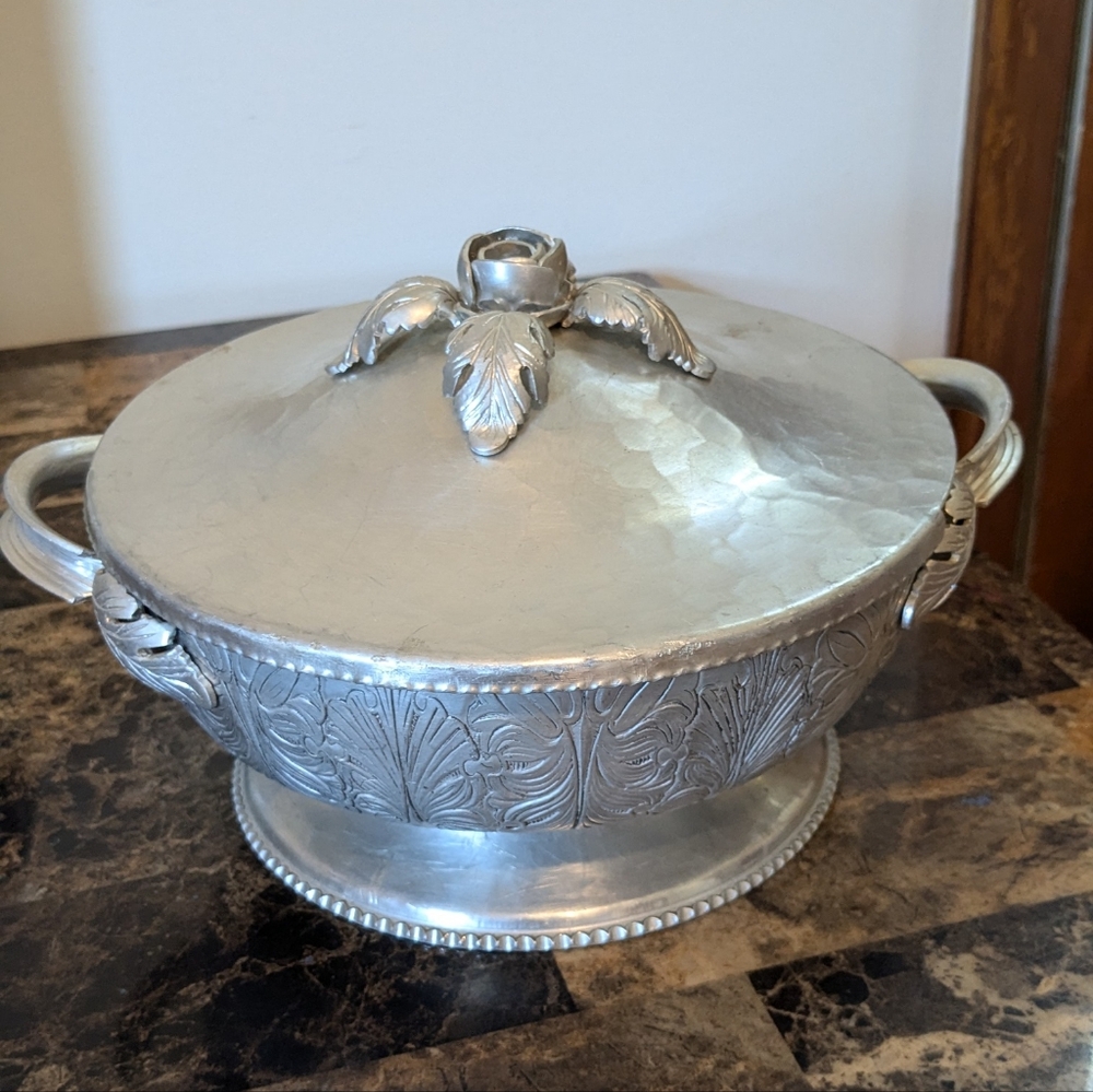 Trade Continental Mark 658 serving dish.